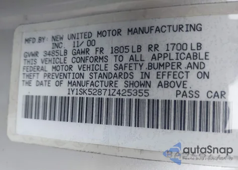 2001 Chevrolet Prizm from USA, damaged, VIN 1Y1SK52871Z425355